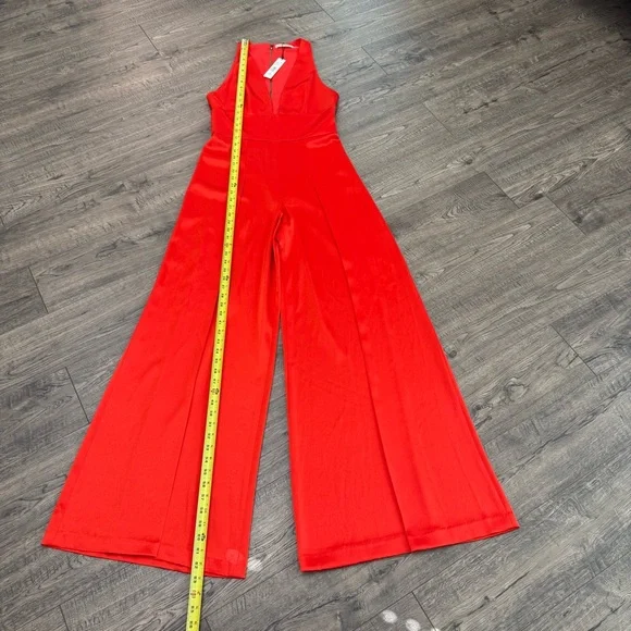 NWT!! Alice + Olivia Myrtle Deep V-Neck Wide Leg Jumpsuit  Chili Pepper Red - 8 - Picture 13 of 15